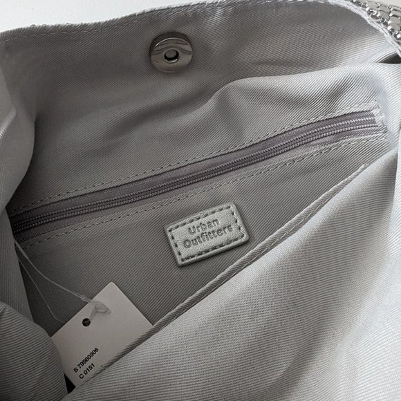 Urban Outfitters Gaia Chainmail Shoulder Bag Silver New With Tags - Picture 4 of 8